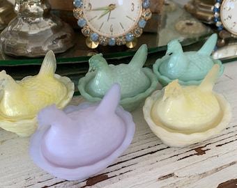 Boyd’s Hen On Nest Your Choice Salt Cellar 4th Five Years