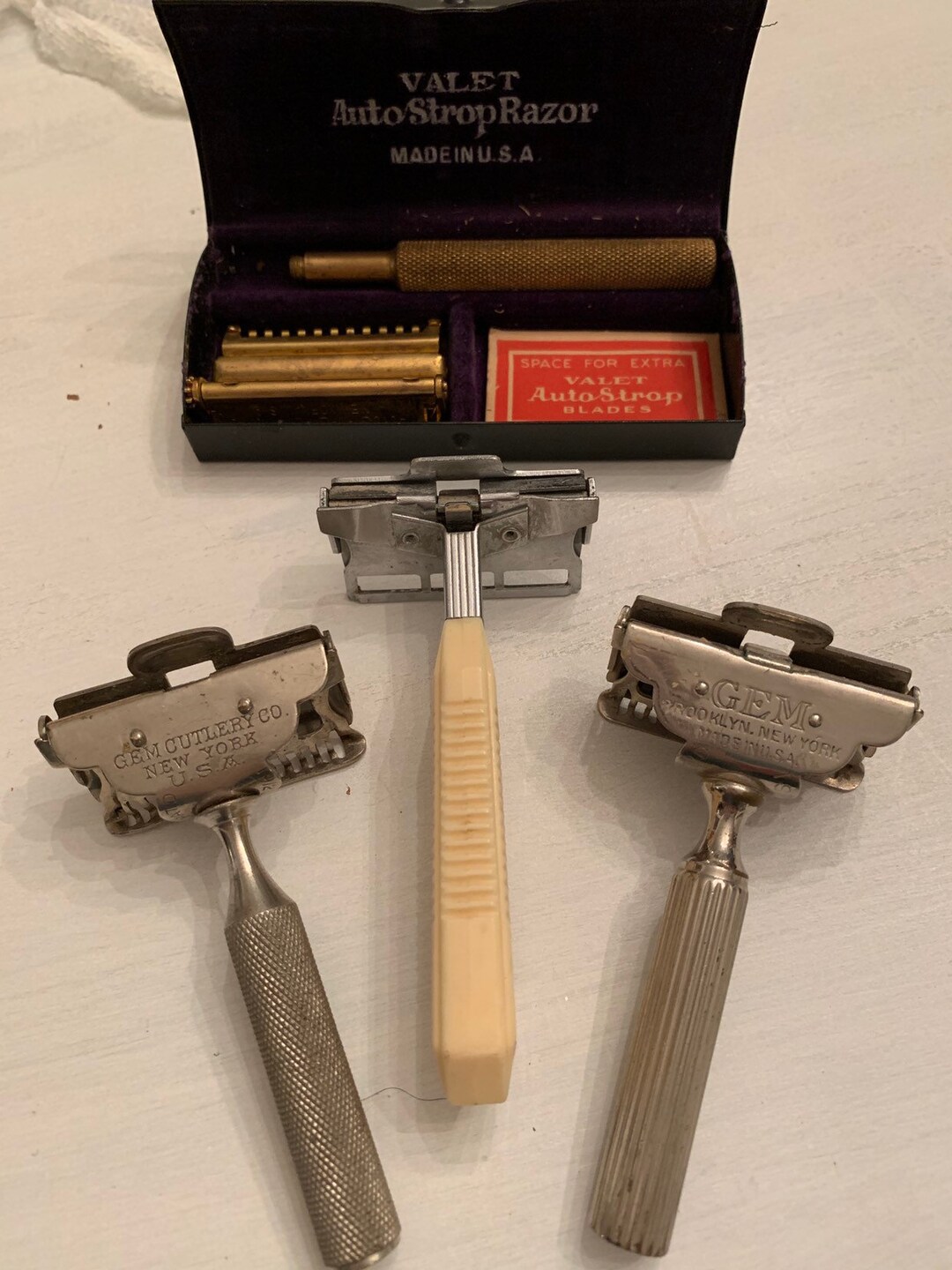 Vintage Razors ~ Valet Auto Strop Razor ~ Gem Shaving Razors ~ Single ...
