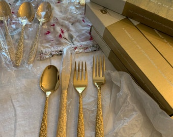 thumbnail image 2 of Vintage International Silver Americana Star Stainless Flatware – USA Made 2 of 6