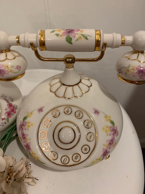 Bradford Exchange Granddaughters Musical Telephone Message of Love