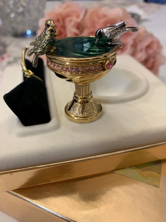 Estée Lauder Birdbath Pleasures Solid Perfume Compact Collectible