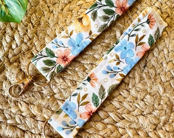 Pulsera/Llavero/Accesorio para llavero con diseño floral de estilo vintage, hecho a mano