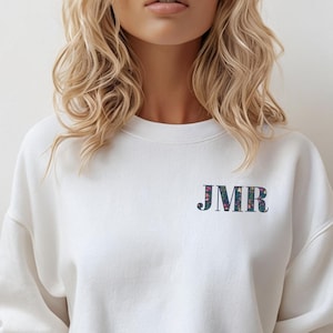 Personalized Monogram Sweatshirt, Personalized Crewneck, Personalized Gift, Monogrammed Sweater, Monogram Pullover, Floral Sweatshirt