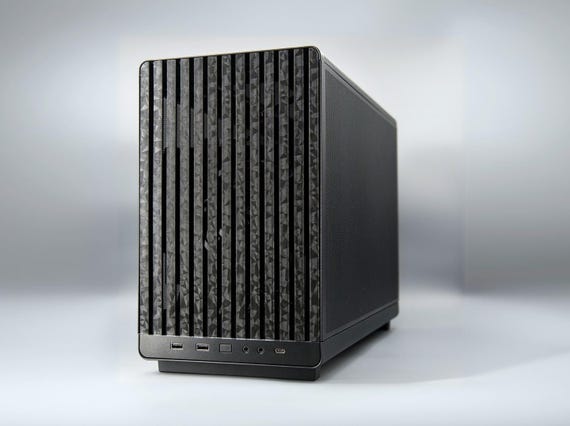 Custom Front Panel for Lian Li A3-mATX Case– Carbon Fiber Look, Wood, & Multiple Colors