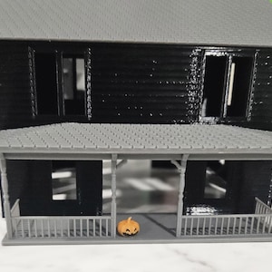 3D Printed Halloween House: Removable Roof, Small Pet Enclosure