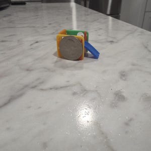 Miniature Little Park Set or Singles. 3D Printed. Perfect for Jumping Spiders Enrichment Toy Bild 10
