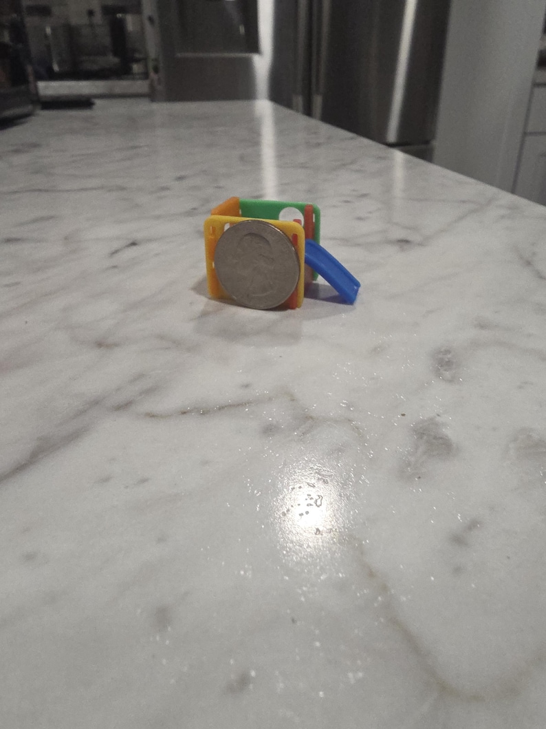 Miniature Little Park Set or Singles. 3D Printed. Perfect for Jumping Spiders Enrichment Toy Bild 10