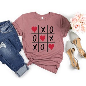 XOXO Tic Tac Toe Women&#39;s Shirt, Valentine&#39;s T-shirt, Unisex Jersey Short Sleeve Tee/ Sweatshirt, Cozy Sweater, Trendy Pullover, Gift for Her