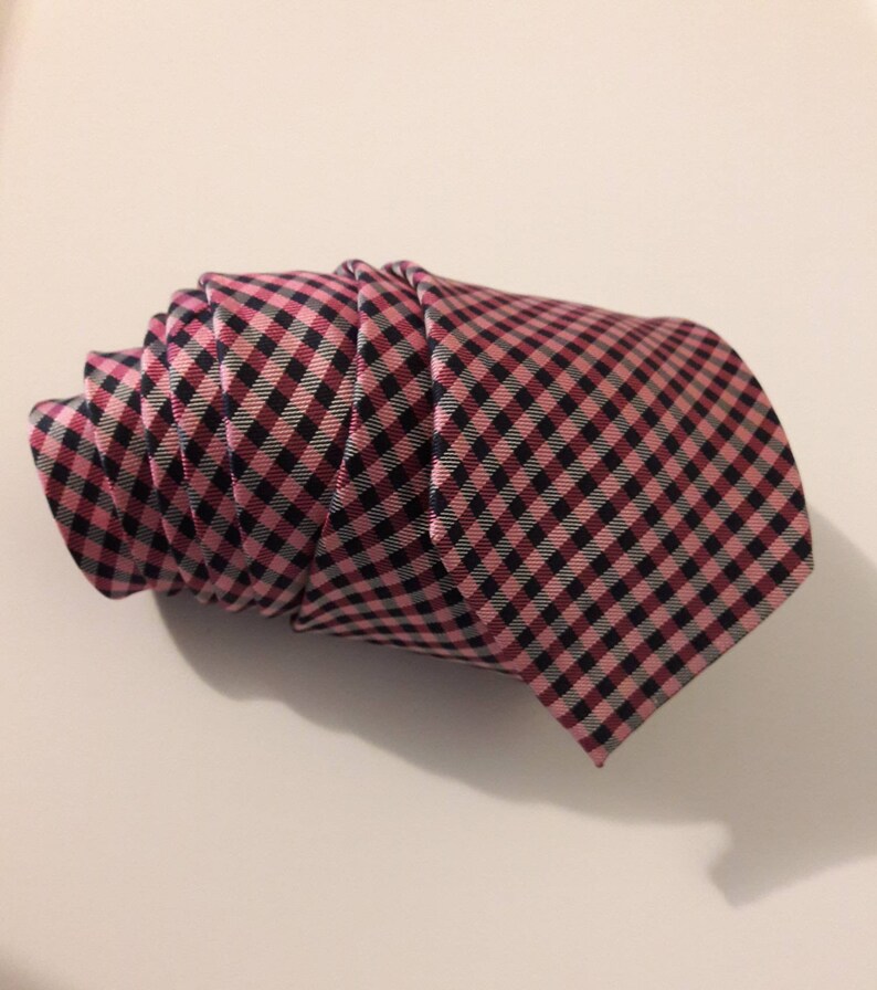Nautica Silk necktie with pink white and black 60 14 long necktie Big and Tall B/&T