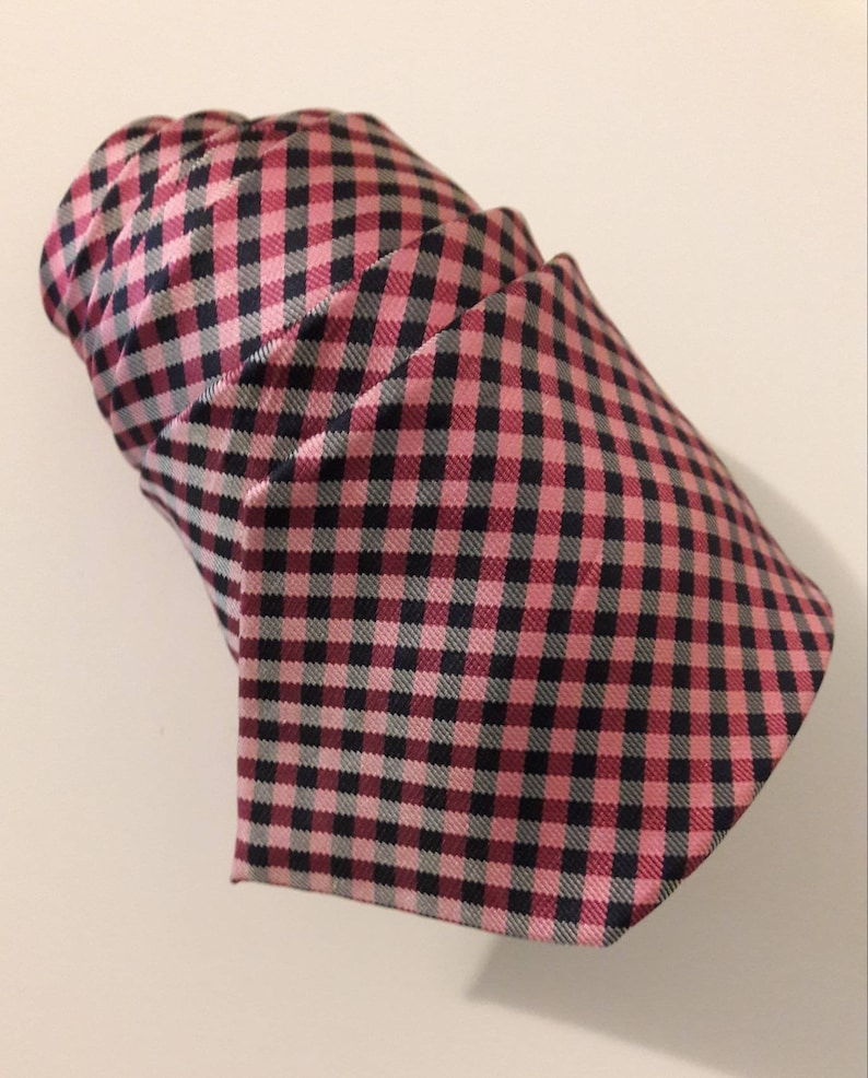 Nautica Silk necktie with pink white and black 60 14 long necktie Big and Tall B/&T