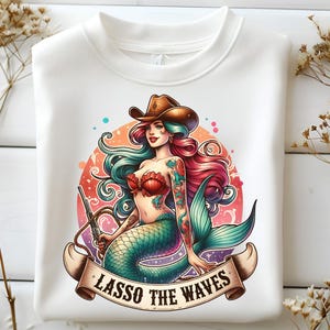 Western Mermaid Lasso Die Wellen Aquarell Sirene Tattoo Style Clip Art PNG Vintage Retro Coastal Cowgirl Strand Sommer Surf Sublimation UVDTF