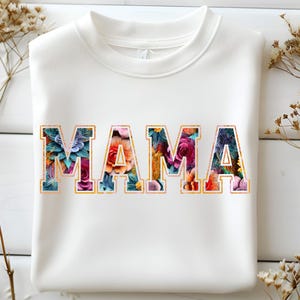 Diseño de sublimación de flores de papel 3D con fuente universitaria de mamá PNG Descarga digital instantánea Camiseta para el día de la madre Diseño gráfico UVDTF