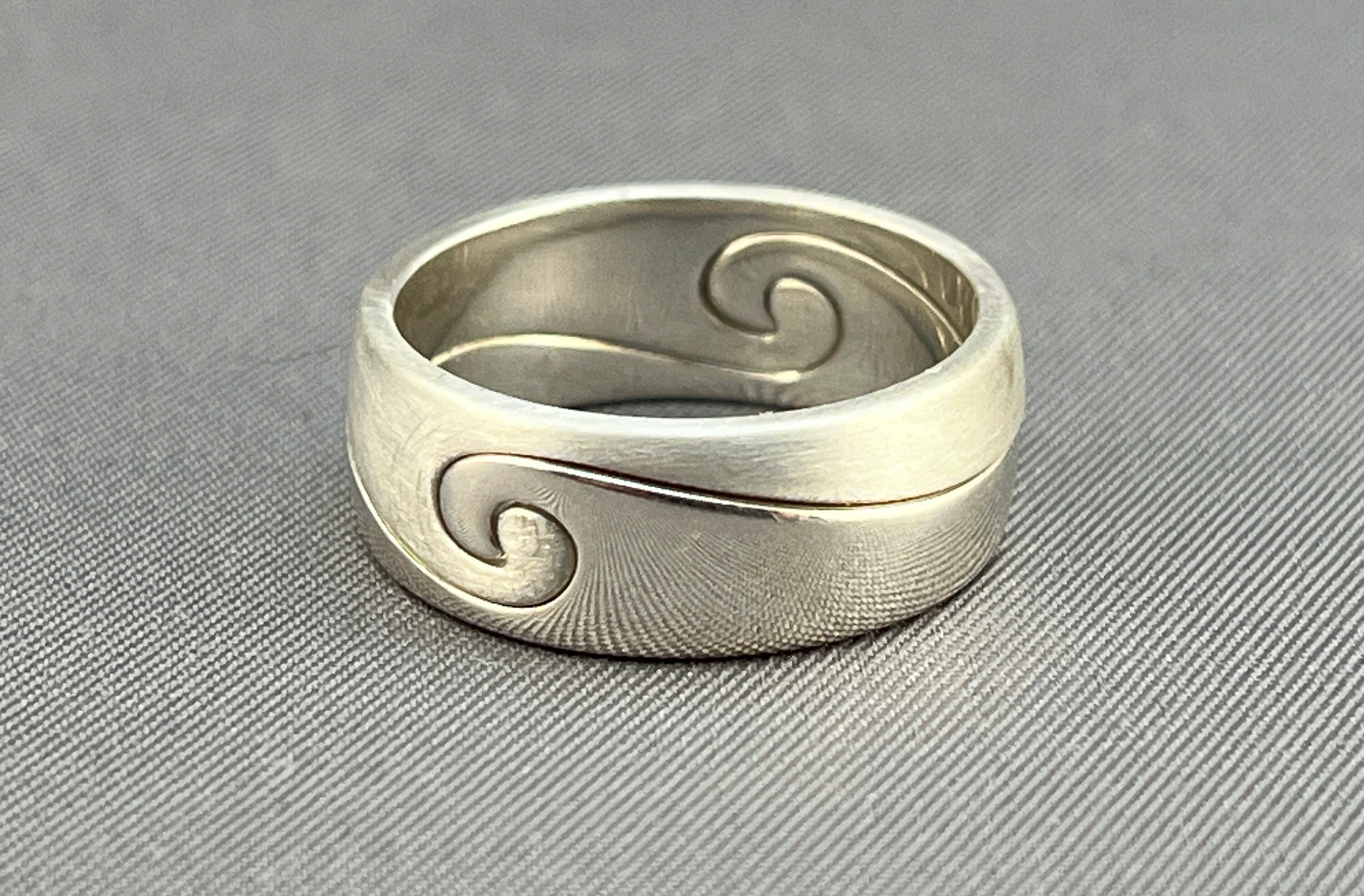 SHAPES STUDIO/Thin Wave Band Ringリング Silver Narrow Wave Ring - Etsy