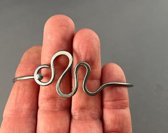 Bicycle spoke bracelet - S curve details - handmade art jewelry