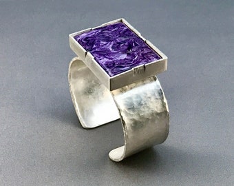 Charoite Statement Manschett