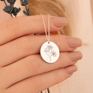 Birth Month Flower Bouquet Necklace New Mom Necklace Birthday Present for Her Birth Flower Bouquet Pendant for Mom Birthflower Disc Necklace