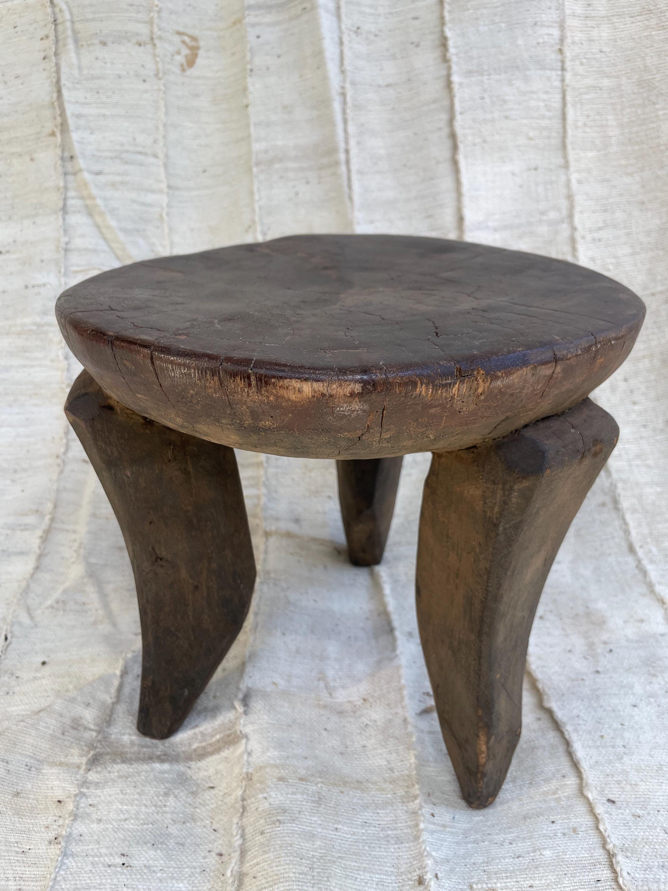 Sculptural stool - Etsy 日本