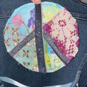 Parche de símbolo de la paz bohemio: flores brillantes, encaje, para coser o planchar, estilo hippie, 15 cm