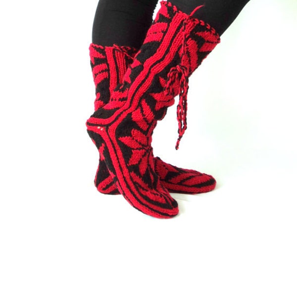 Snow Pattern, Comfy, Red Slippers, Warm Slippers, Christmas Gift, Women Slippers, Mukluk