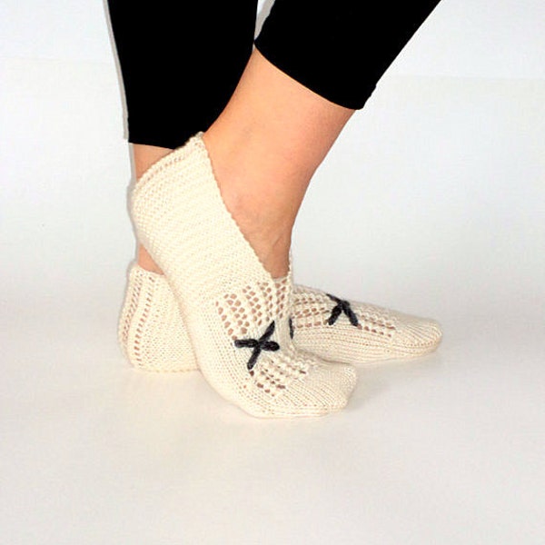 Cream xoxo Wool Slippers, Handmade Slippers, Wool Slippers