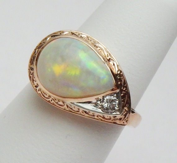 14 kt Gem Quality Pear Opal and SS Set 0.10 ct Diamond Ring 1950s Rose Gold