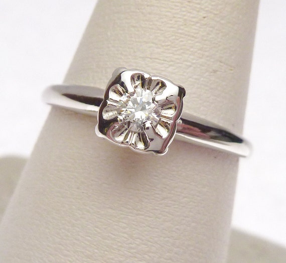 14 kt Illusion Head 12 pt Diamond Solitaire Engag… - image 1