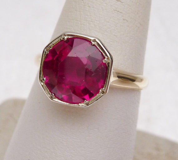 14 kt Synthetic Red Stone Solitaire Ring - image 1