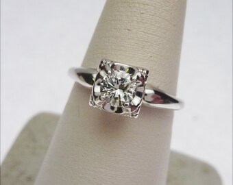 14k 35pt Round Diamond Vintage Solitaire Engagement Ring