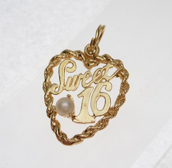 14k Sweet 16 Pearl Heart Pendant - image 1