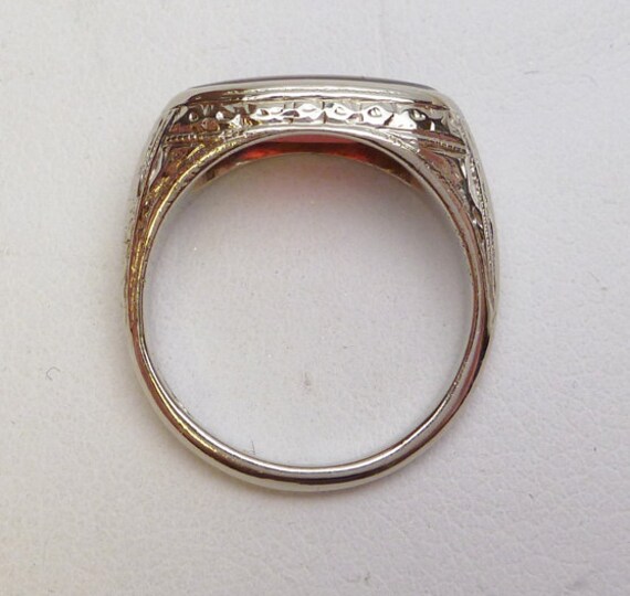 14kw Cabochon Garnet Carved Art Nouveau Ring 1900s - image 4