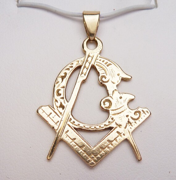 14k Masonic Square and Compass Pendant - image 2
