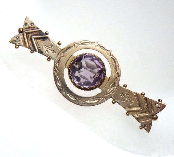9kt Late Victorian Amethyst Engraved Brooch Yellow Gold 1897
