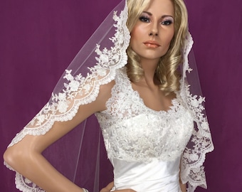Beaded Lace Fingertip Mantilla Wedding Veil – Elegant Bridal Accessory