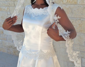 Wedding Lace Veil, Bridal Mantilla with Beaded Lace CATHEDRAL LENGTH, single tier bridal lace veil, stylish alencon lace veil