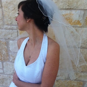 Bridal Veil with Curly Edge Elbow Length, single tier in white, ivory or champagne image 4