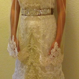 Wedding lace veil with dark Champagne lace on the bottom only in square style, bridal lace veil with beaded antique ivory lace single layer