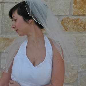 Bridal Veil with Curly Edge Elbow Length, single tier in white, ivory or champagne image 5