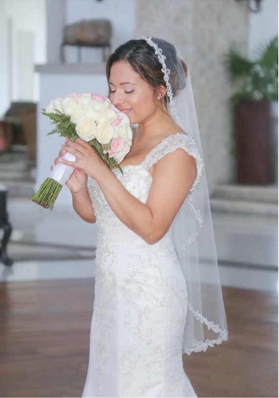 Fingertip wedding veil, white, flower trim beading and silver trim Lace Fingertip Wedding Veil, White / Off White / Ivory  main image 4