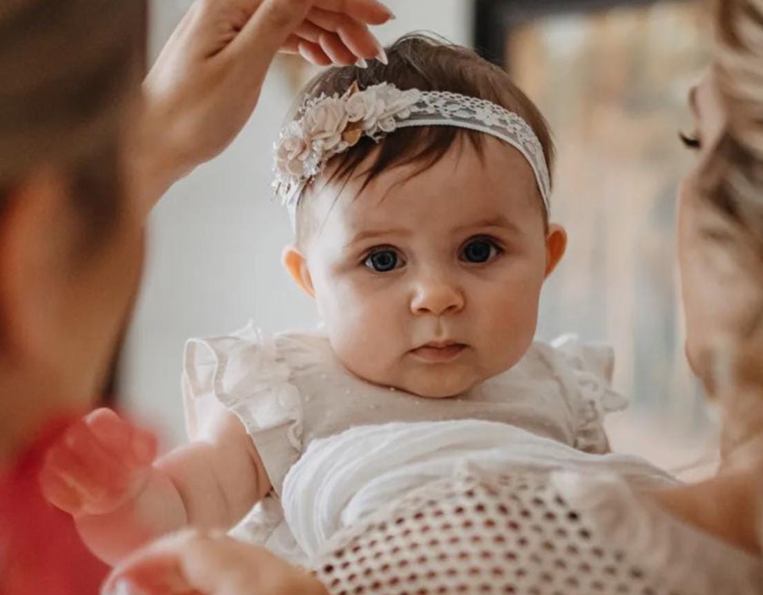 Bebé corona flores España - Main Image