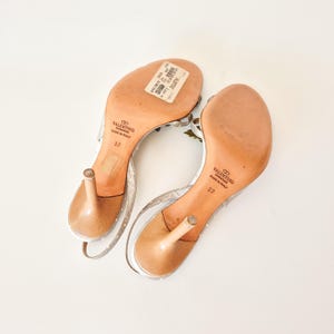 Valentino SS 2004 Slingbackklackar, Blå Prickiga Blommor, EU 37 / US 7 bild 10