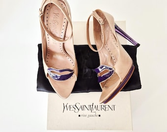 YSL Yves Saint Laurent by Tom Ford 2003 Dali Lips Ankle Strap Sandale Lucite Heels (EU 36)