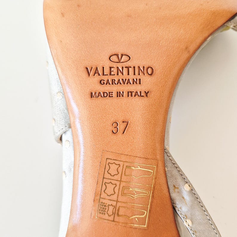 Valentino SS 2004 Slingbackklackar, Blå Prickiga Blommor, EU 37 / US 7 bild 11