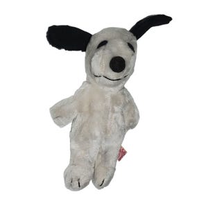 Vintage Peanuts Gang Snoopy Plush 50s 60s United Feature Syndicate Beagle Dog