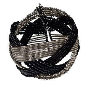 Elegante pulsera de espiral hecha a mano con cuentas de plata negra, joyería de moda llamativa