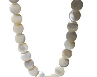 Vintage Elegant Mother Of Pearl Beaded Necklace Retro Fashion Jewelry Women