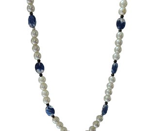 Collier Vintage Années 1960 En Perles De Pâte De Verre Bleues, Ancien, Bon état - Pièce Chic Et Rétro