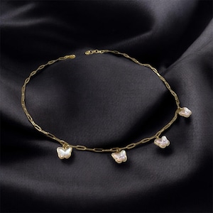 Gold Stainless Steel Butterfly Necklace – Dainty Chain with Pearl Charms, Minimalist Jewelry, Elegant Gift for Women, Trendy Choker