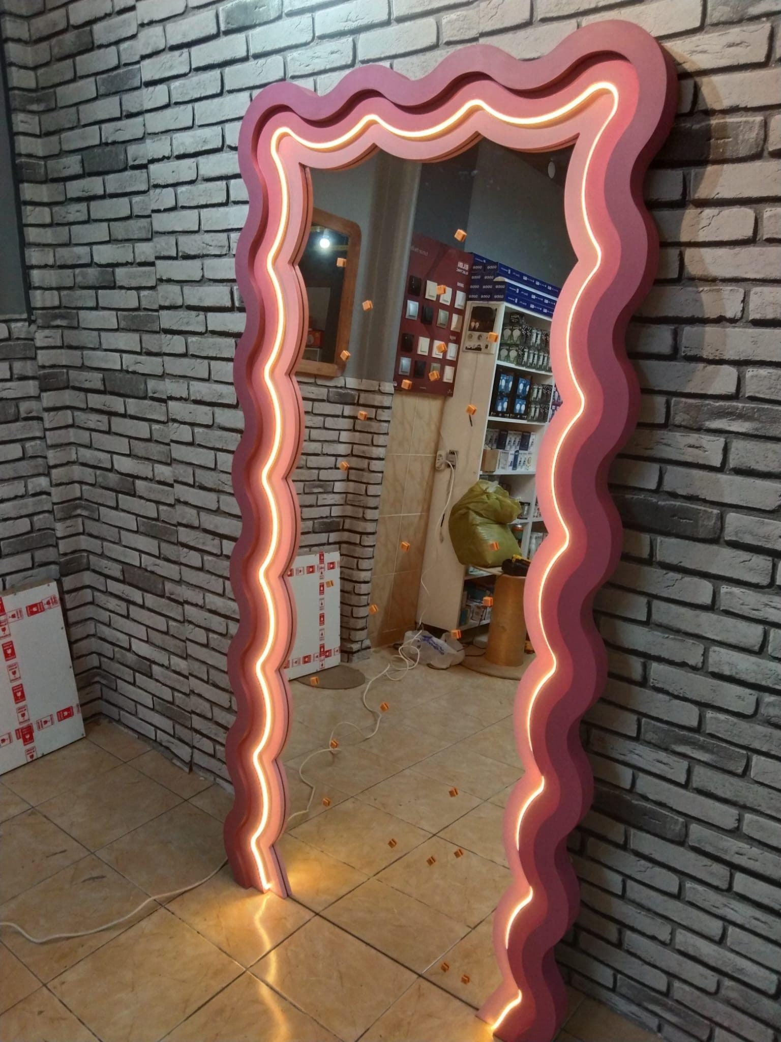 Unique Full-length Mirror With Curved Pink Wooden Frame - Pink Wavy ...