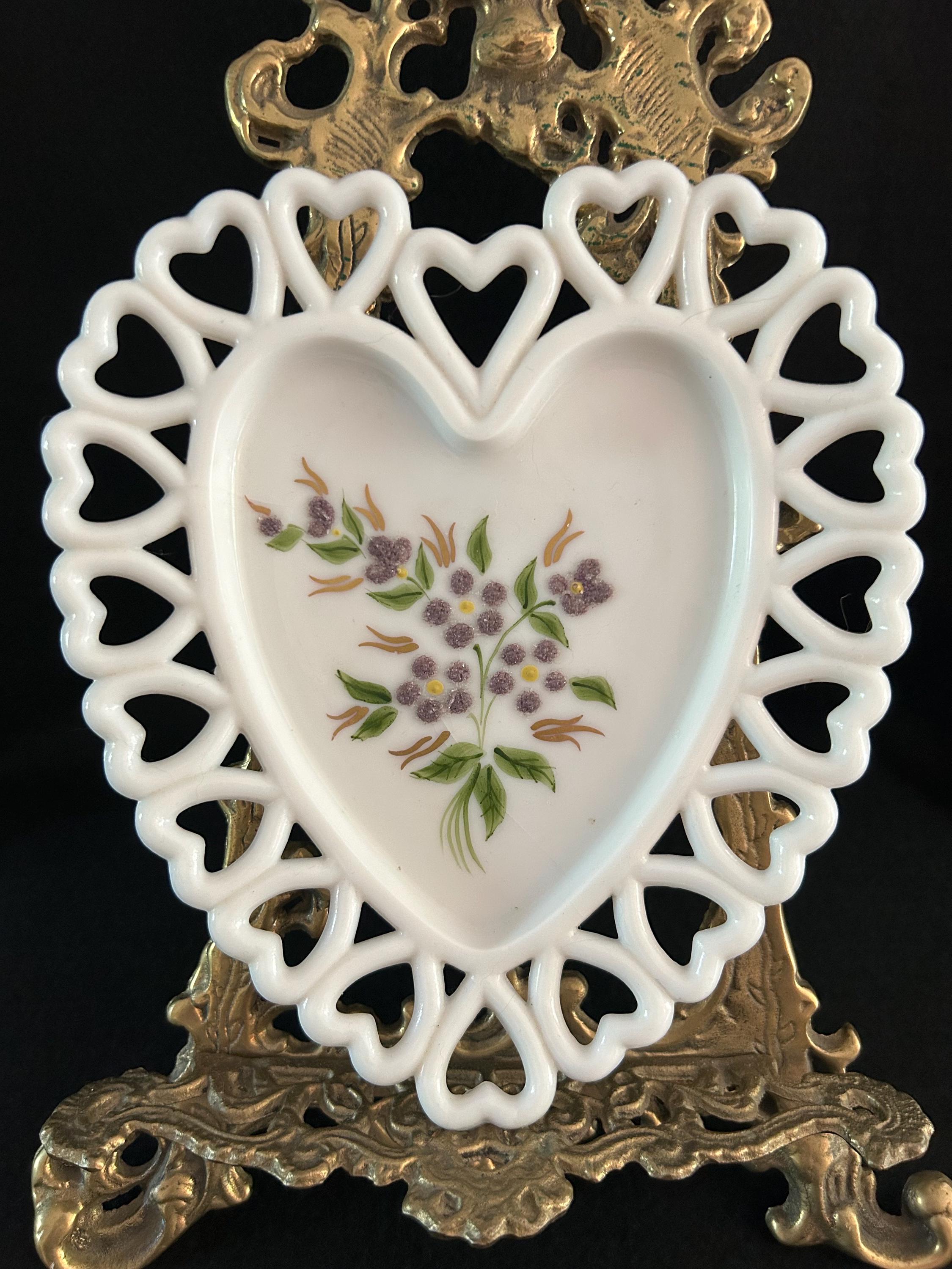 ヴィンテージ ウェストモアランド ミルクガラス ハート型皿/壁掛け