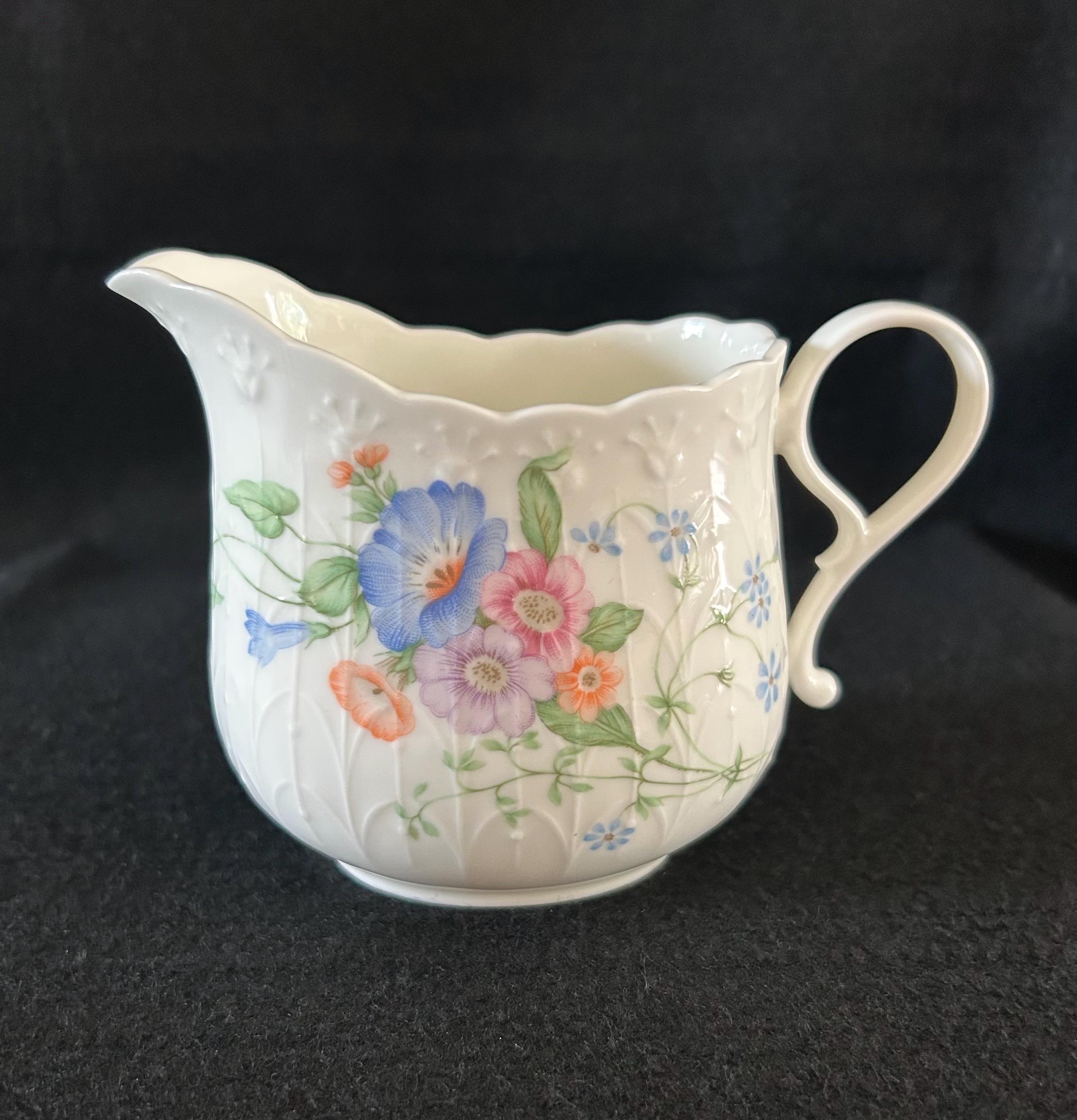 食器 NARUMI Bone China SIEBOLD FLORILEGIUM 食器 NARUMI Bone China SIEBOLD FLORILEGIUM narumi bone china